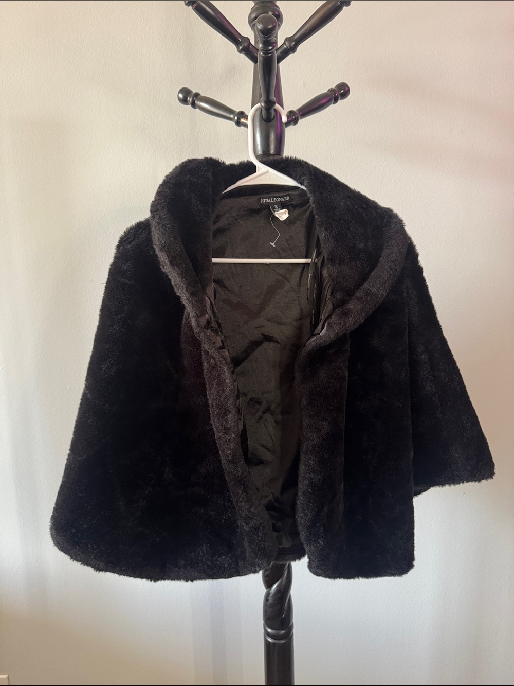 Nina Leonard Black Faux Fur Cape
